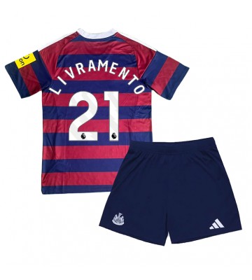 Newcastle United Tino Livramento #21 Borta Kläder Barn 2024-25 Kortärmad (+ Korta byxor)